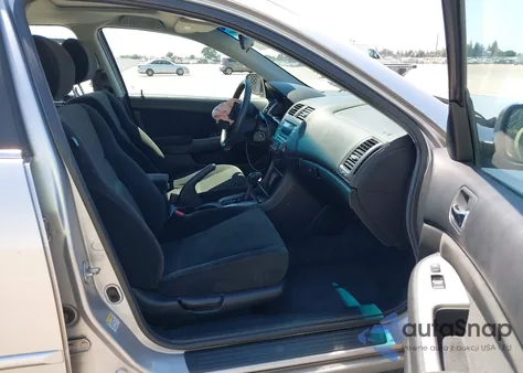 2006 Honda Accord 2.4 Ex z USA, uszkodzony, nr VIN 1HGCM56716A186428